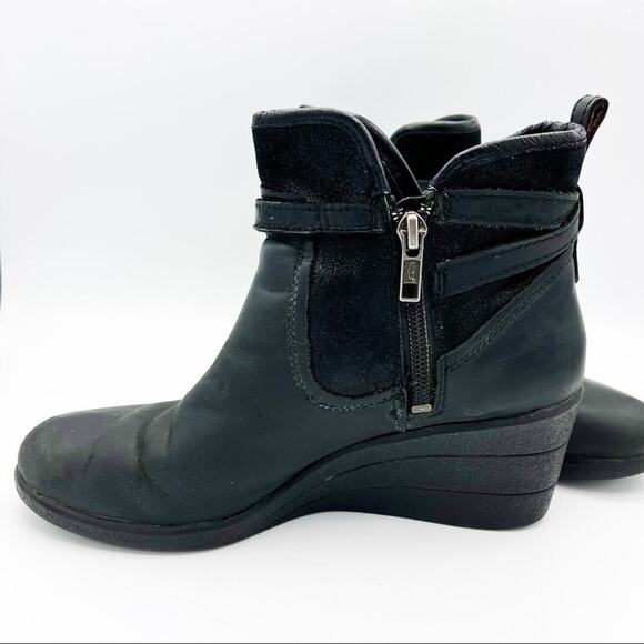 Ugg Emalie Moto Buckle Wedge Leather Lined Heels Boots Shoes Bootie - Picture 8 of 14